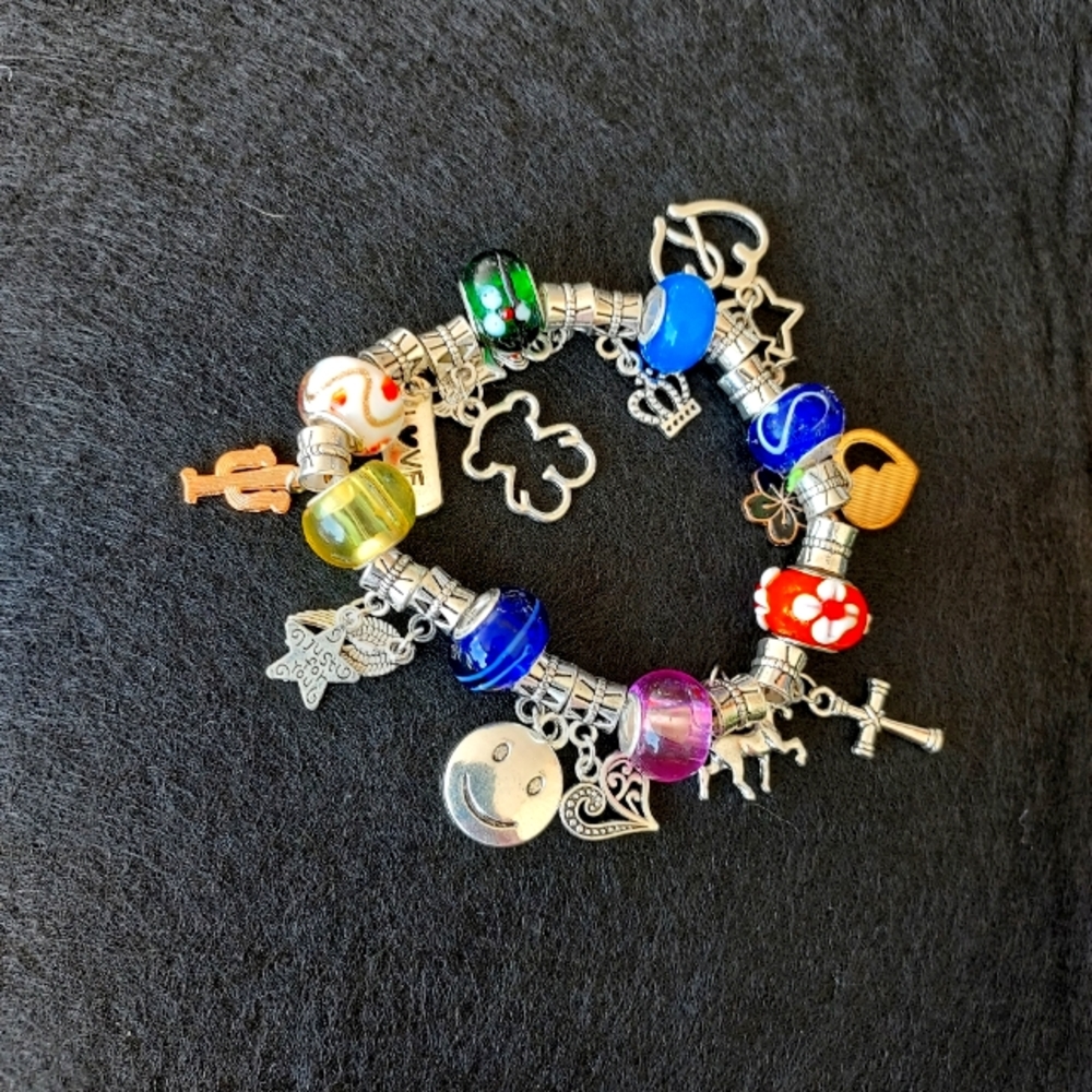 Charm bracelet